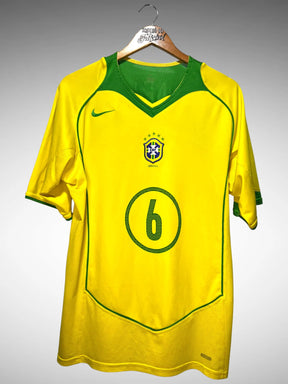 Brasil 2004 - Primeira Camisa - Roberto Carlos