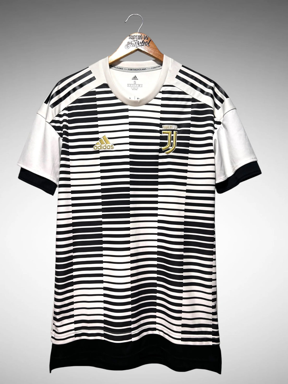 Juventus 2017 - Camisa Pre-Jogo